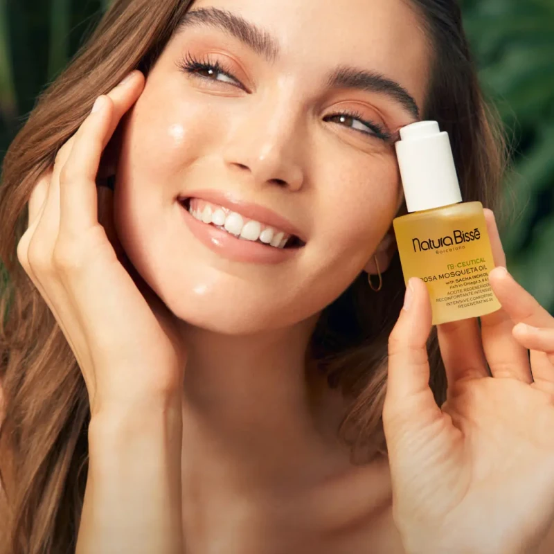 Natura Bissé Rosa Mosqueta Oil With Sacha Inchi Oil | Восстанавливающее и интенсивно питающее масло для лица и тела 30 мл