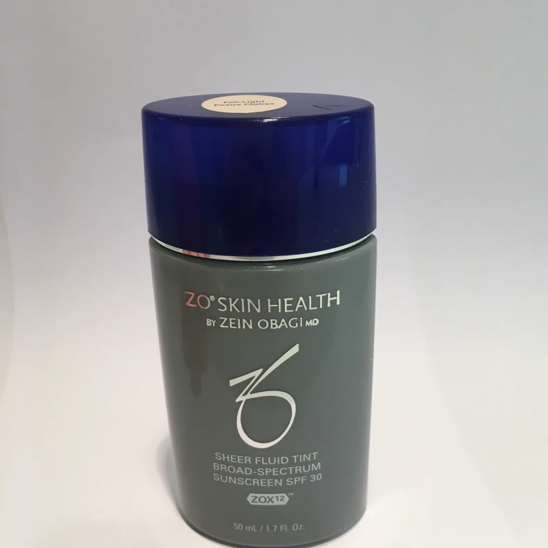 ZO Skin Health Sheer Fluid Tint Broad Spectrum SPF 30 | Īpaši viegls tonējošs SPF fluīds sejai, tonis Light Medium, 50 ml