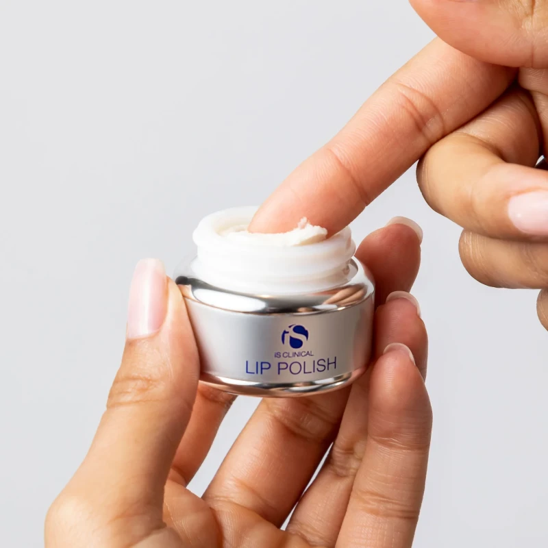 iS Clinical Lip Polish | Профессиональный пилинг для губ с увлажняющим эффектом 15 г iS Clinical Lip Polish | Профессиональный пилинг для губ с увлажняющим эффектом 15 г