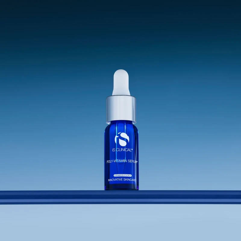 iS Clinical Poly-Vitamin Serum | Atjaunojošs un mitrinošs pretnovecošanās serums 15 ml iS Clinical Poly-Vitamin Serum | Atjaunojošs un mitrinošs pretnovecošanās serums 15 ml