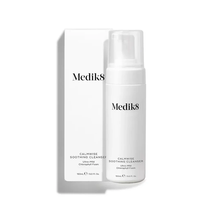 Medik8 Calmwise Soothing Cleanser | Nomierinošas attīrošas putas jutīgai ādai 150 ml
