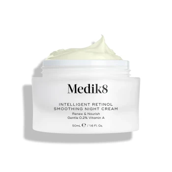 Medik8 Intelligent Retinol Smoothing Night Cream | A vitamīna nakts krēms ādas atjaunošanai 50 ml