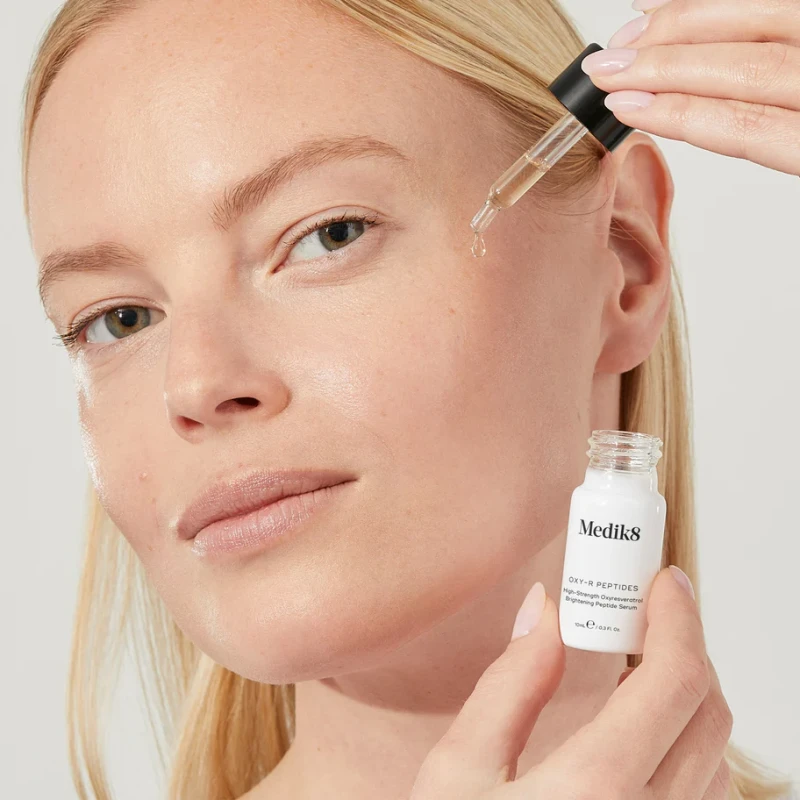Medik8 Oxy-R Peptides | Осветляющая пептидная сыворотка от пигментации 2 × 10 мл