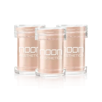 NOON Brush & Go Refill Pack SPF50 | Minerālu SPF pūdera uzpilde taukainai un problemātiskai ādai, gaišais tonis 01, 3 × 5 ml