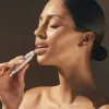 Natura Bissé Diamond Lip Booster | Intensīvi barojošs un apjomu piešķirošs lūpu serums 15 ml