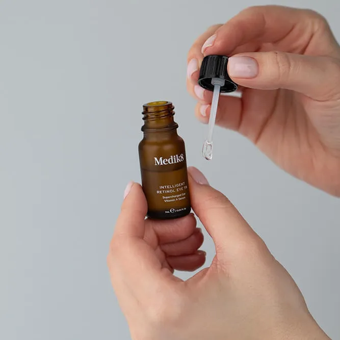 Medik8 Intelligent Retinol Eye TR | A vitamīna serums acu zonai 7 ml
