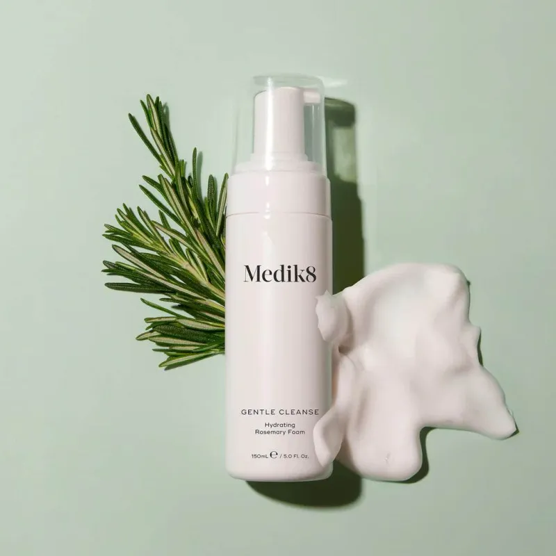 Medik8 Gentle Cleanse | Мягкое очищающее средство для чувствительной кожи 150 мл