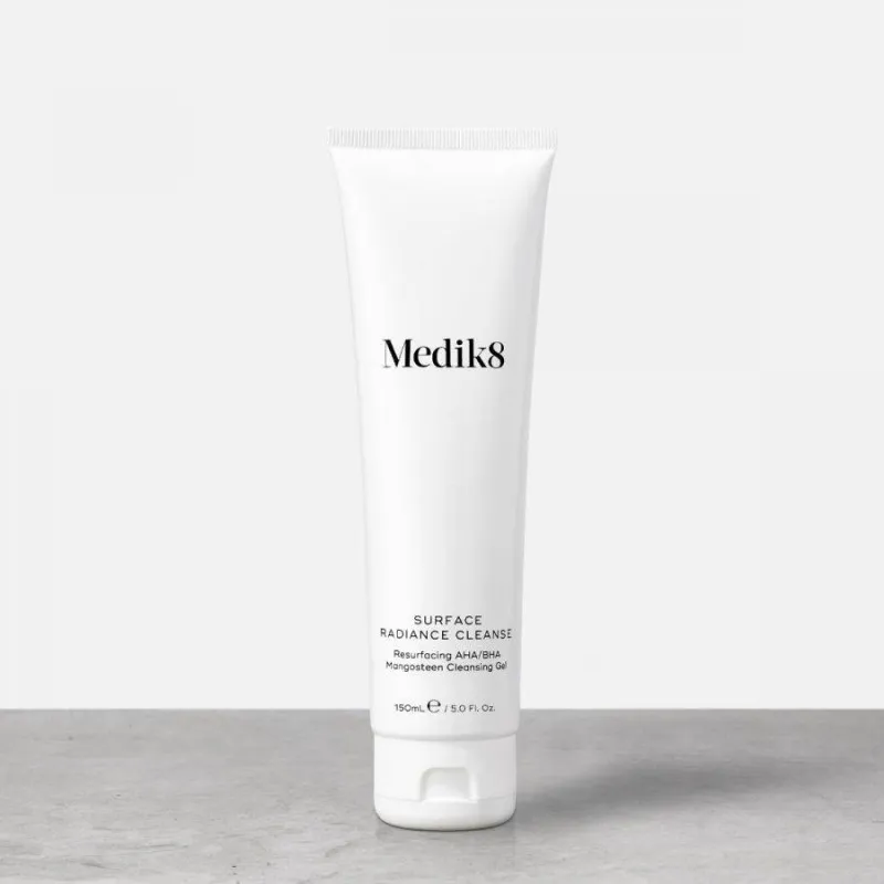 Medik8 Surface Radiance Cleanse | Attīrošs AHA/BHA gēls ādas mirdzumam 150 ml